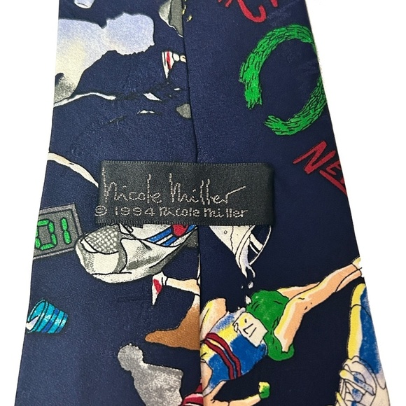 Nicole Miller Novelty NeckTie Marathon Theme NY Boston LA Chicago Hand Sewn RARE - Picture 11 of 15